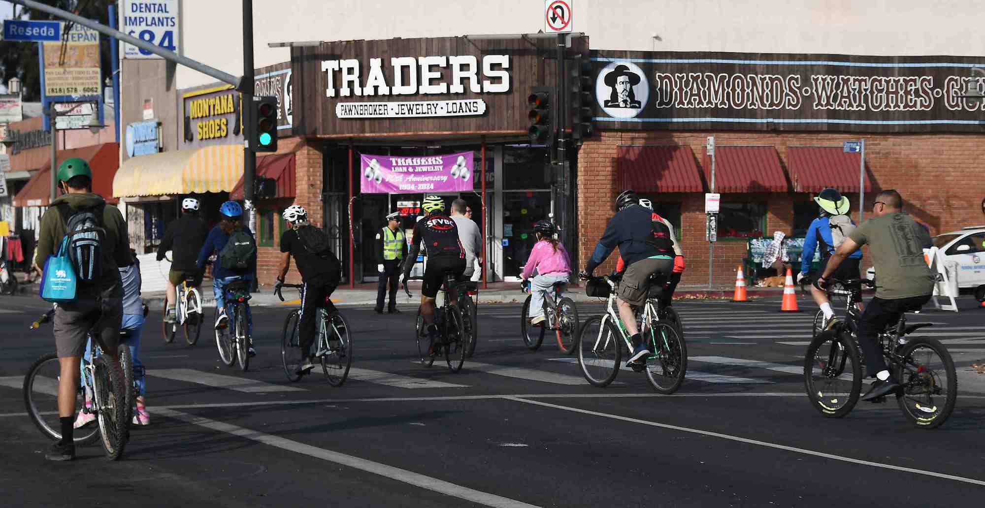 LDN-L-CICLAVIA-12108t Hundreds of bike riders attend the CicLAvia on Sunday, Dec. 8, 2024 in Reseda. The 15-mile route ran along Sherman Way from Lindley in Reseda to Shoup Avenue in Woodland Hills. (Photo by Gene Blevins, Contributing Photographer)